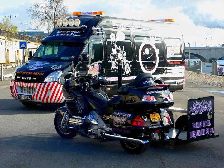 Remorquage deux roues Paris